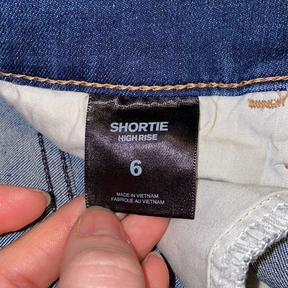 Express High Rise Shortie - Picture 3 of 7